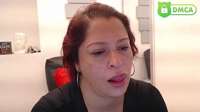 Snapshot of eva_twiss chatting on October 16, 2025, 12:02 pm eva twiss online show from October 16, 2025, 12:02 pm