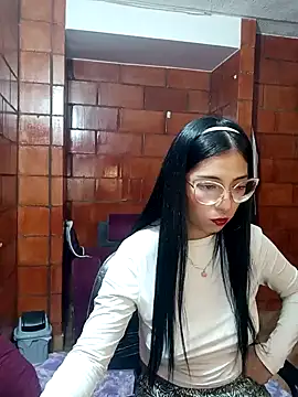 Raven  purple online show from January 24, 2025, 1:24 am