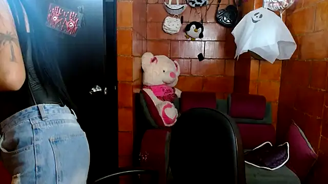 Raven  purple online show from November 5, 2025, 1:09 am