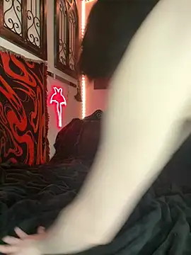 Snapshot of GoddessPinxx chatting on March 18, 2026, 11:46 am GoddessPinxx online show from March 18, 2026, 11:46 am