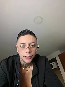 Snapshot of VictoriaEva chatting on December 22, 2024, 1:11 pm VictoriaEva online show from December 22, 2024, 1:11 pm