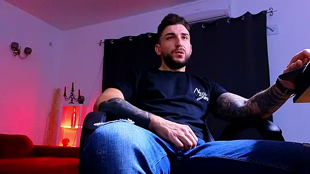 MightyAaron66 online show from October 30, 2025, 2:54 am