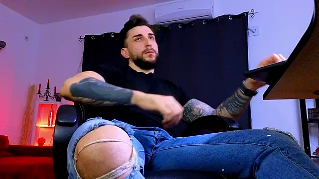 MightyAaron66 online show from March 3, 2026, 4:47 pm