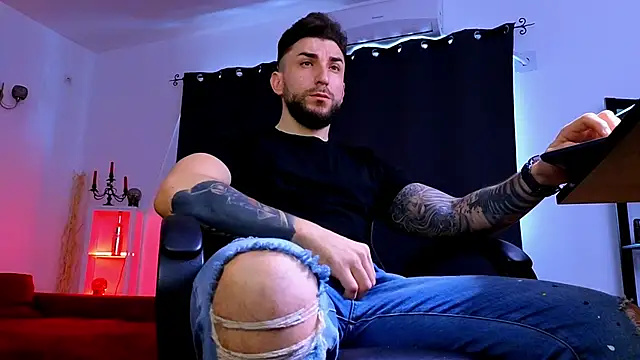 MightyAaron66 online show from February 21, 2026, 7:10 am