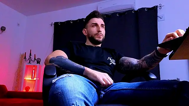 MightyAaron66 online show from January 17, 2026, 5:27 pm