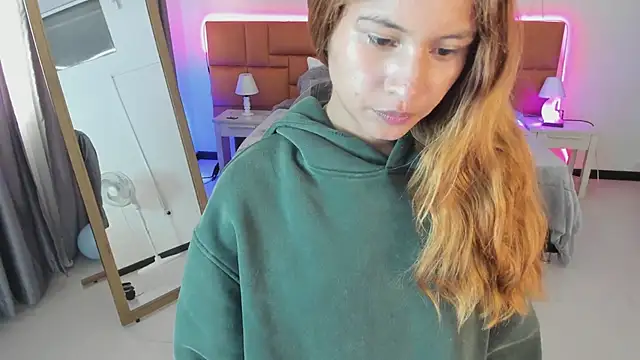 Tamy edwards online show from April 14, 2026, 8:03 pm