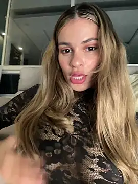 cuteluci  online show from January 19, 2026, 1:31 am