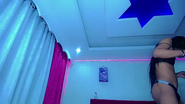 NahomiCamper online show from February 20, 2026, 1:46 am