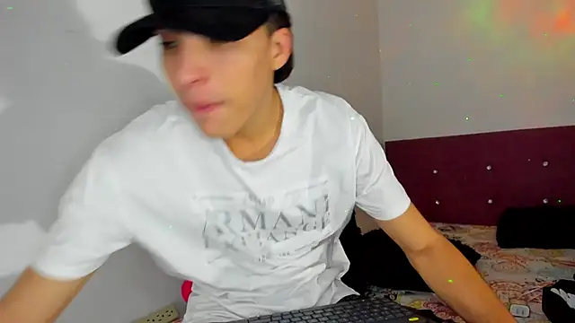 HeellBoy  online show from January 6, 2026, 4:38 am