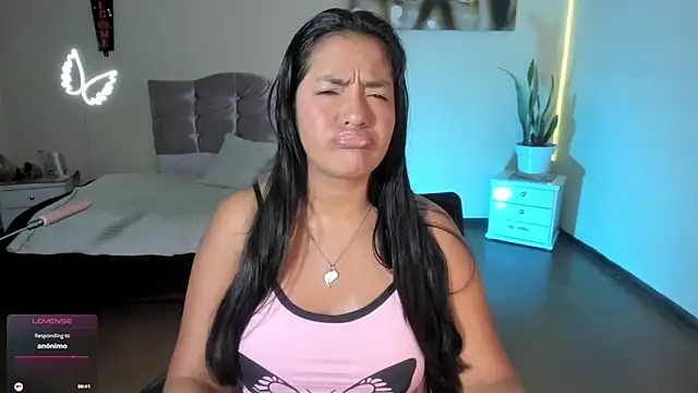 arianithaxox online show from February 25, 2026, 2:50 pm