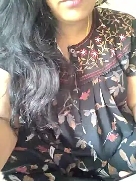 Snapshot of samitasharma chatting on January 11, 2026, 3:46 am samitasharma online show from January 11, 2026, 3:46 am