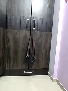 Snapshot of samitasharma chatting on November 2, 2025, 5:18 pm samitasharma online show from November 2, 2025, 5:18 pm