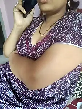 Snapshot of samitasharma chatting on February 11, 2025, 6:40 am samitasharma online show from February 11, 2025, 6:40 am