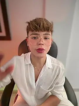 PRINCE STEV online show from February 5, 2026, 6:37 pm