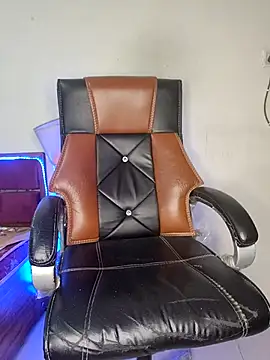 Snapshot of Black-Pearll chatting on March 14, 2025, 4:51 pm Black-Pearll online show from March 14, 2025, 4:51 pm