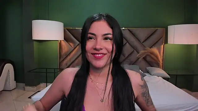 Snapshot of Mia_Elowen chatting on January 29, 2025, 11:25 pm Mia Elowen online show from January 29, 2025, 11:25 pm