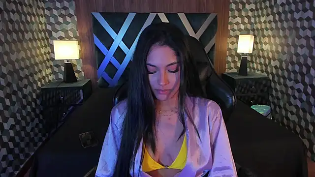 Snapshot of Mia_Elowen chatting on February 22, 2025, 2:17 am Mia Elowen online show from February 22, 2025, 2:17 am