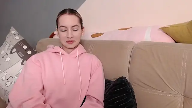 Snapshot of AmbrielHailey chatting on November 23, 2025, 1:26 am AmbrielHailey online show from November 23, 2025, 1:26 am