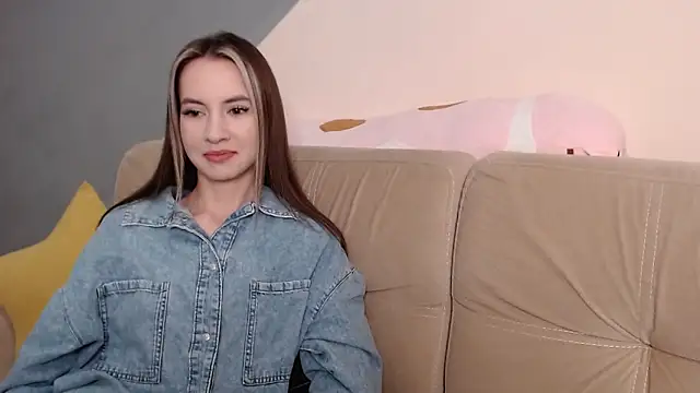 Snapshot of AmbrielHailey chatting on November 5, 2025, 12:14 am AmbrielHailey online show from November 5, 2025, 12:14 am