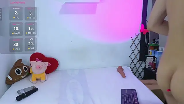 milky  boy  online show from September 11, 2025, 4:56 am