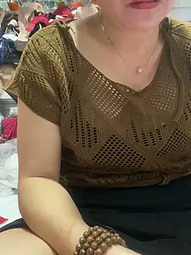 Snapshot of Cesywet chatting on September 22, 2025, 4:29 am Cesywet online show from September 22, 2025, 4:29 am