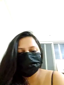 Snapshot of punecouple6 chatting on January 12, 2025, 5:33 pm punecouple6 online show from January 12, 2025, 5:33 pm