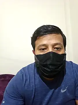 Snapshot of punecouple6 chatting on January 4, 2025, 8:37 pm punecouple6 online show from January 4, 2025, 8:37 pm