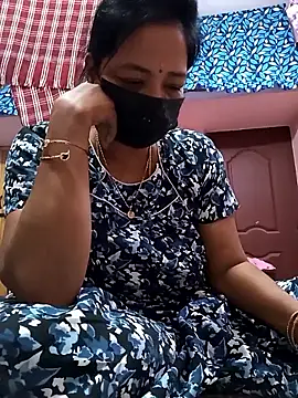 Snapshot of Tamil_sreelekha chatting on November 18, 2025, 6:11 pm Tamil sreelekha online show from November 18, 2025, 6:11 pm