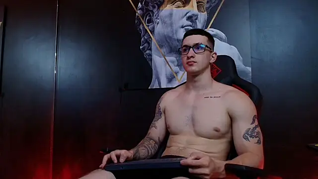 JacksonOlsenn online show from October 2, 2025, 6:55 pm