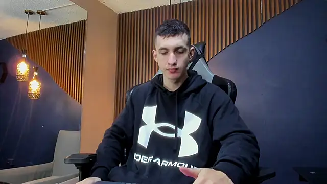 JacksonOlsenn online show from March 8, 2025, 12:30 pm