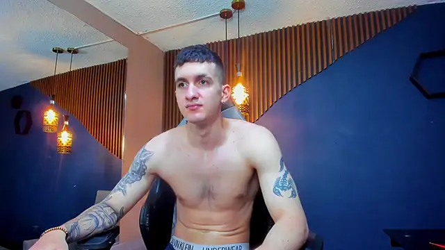 JacksonOlsenn online show from March 10, 2025, 3:09 pm