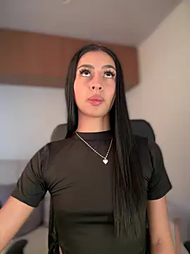 maddy bronw  online show from March 13, 2025, 9:26 pm