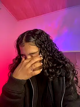 NINA 18 YEARS online show from October 18, 2025, 11:07 pm