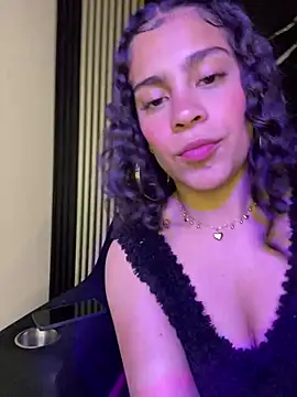 NINA 18 YEARS online show from March 21, 2025, 11:45 pm