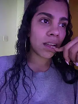 NINA 18 YEARS online show from February 17, 2025, 9:43 pm