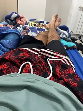 Snapshot of alex-riadh chatting on December 2, 2025, 8:54 pm alex-riadh online show from December 2, 2025, 8:54 pm