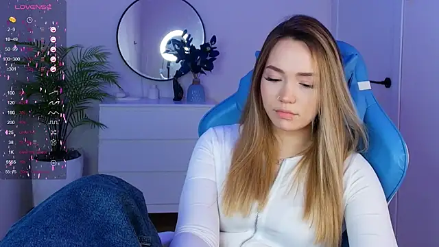 Evia r0se online show from January 26, 2025, 10:34 am