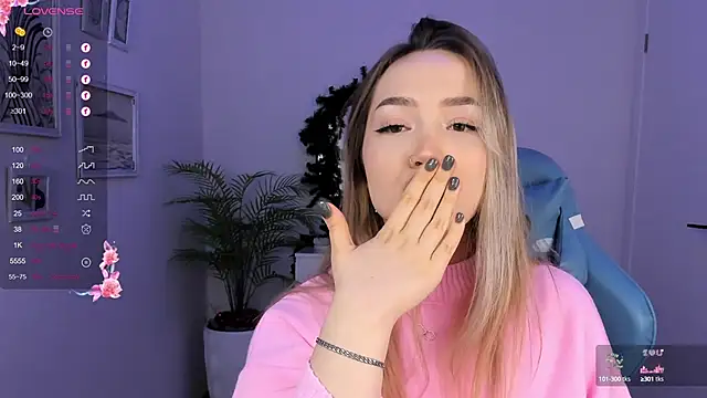 Evia r0se online show from December 13, 2024, 9:46 am