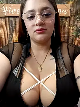 hanna-a online show from July 10, 2026, 3:56 pm
