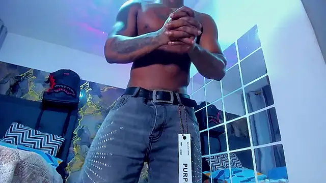 ronnie 7777 online show from April 13, 2026, 4:27 am