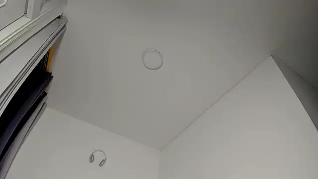 Snapshot of ronnie_7777 chatting on October 12, 2025, 2:46 am ronnie 7777 online show from October 12, 2025, 2:46 am