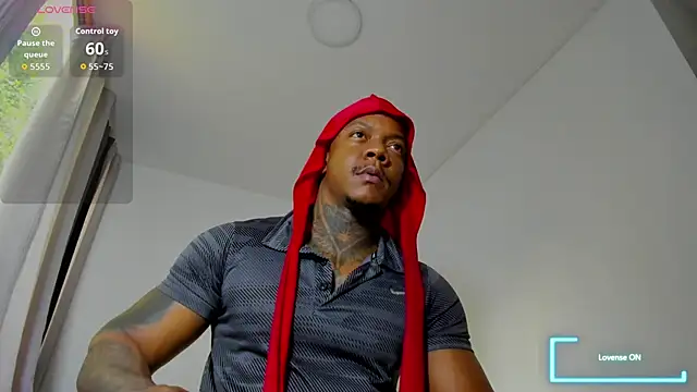 Snapshot of ronnie_7777 chatting on October 21, 2025, 12:15 pm ronnie 7777 online show from October 21, 2025, 12:15 pm