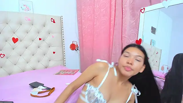 Kim Eli online show from February 14, 2025, 8:05 pm