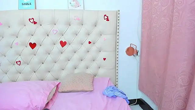 Kim Eli online show from February 15, 2025, 2:26 am