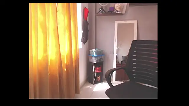 Snapshot of SusanLeroy chatting on October 3, 2025, 3:13 pm SusanLeroy online show from October 3, 2025, 3:13 pm