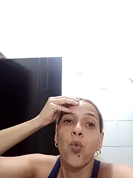 Snapshot of SusanLeroy chatting on March 12, 2025, 5:46 am SusanLeroy online show from March 12, 2025, 5:46 am