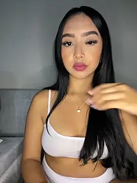 SOPHIACANDY19  online show from February 20, 2025, 1:57 am