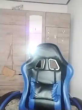 Alann sr online show from November 25, 2025, 5:41 am