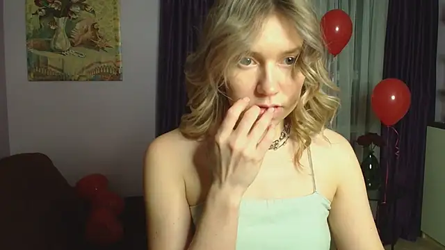 TaylorBre online show from February 12, 2025, 3:49 pm