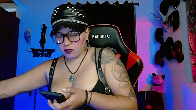 LilithSharon online show from January 9, 2026, 4:47 pm